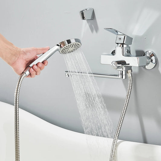 Wandgemonteerde badkraan met handdouche