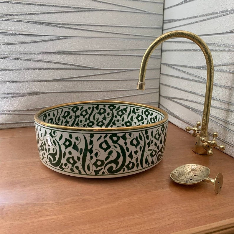 Groene wastafel Marokko Goud 14k - Voeg een vleugje luxe toe met een Marokkaanse wastafel in Goudgroen - Handgemaakte wastafel voor een unieke badkamer.
